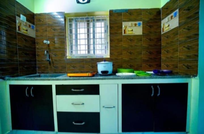 Garuda Grand Apartment Tirupati Ngoại thất bức ảnh